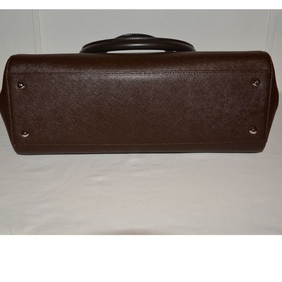 𝅺burberry Satchel - Picture 15 of 15